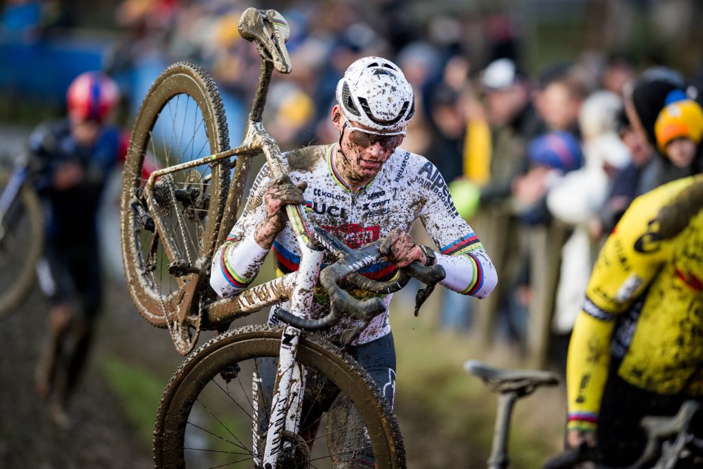 £300 Fine For Spectator Who Spat At Mathieu Van Der Poel