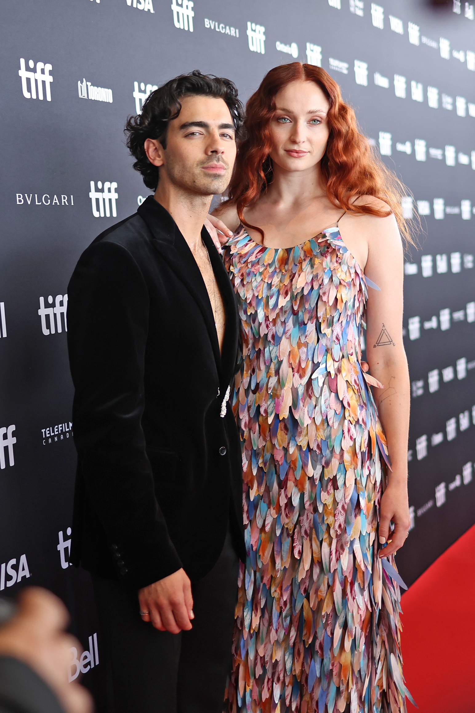 A Married Couple's Hilarious Fight Over Joe Jonas A Married Couple's Hilarious Fight Over Joe Jonas