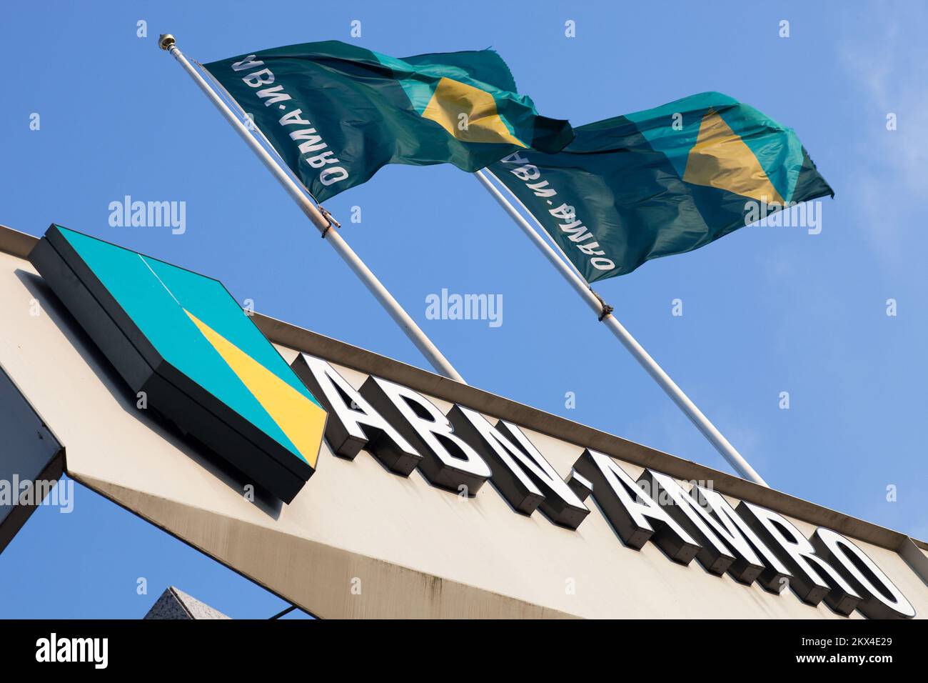 ABN Amro: Dutch Central Bank Investigates Bonus Practices ABN Amro: Dutch Central Bank Investigates Bonus Practices