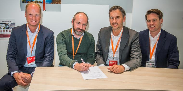 ABN AMRO Investeert In Transferz: Een Innovatief Digitaal Platform ABN AMRO Investeert In Transferz: Een Innovatief Digitaal Platform