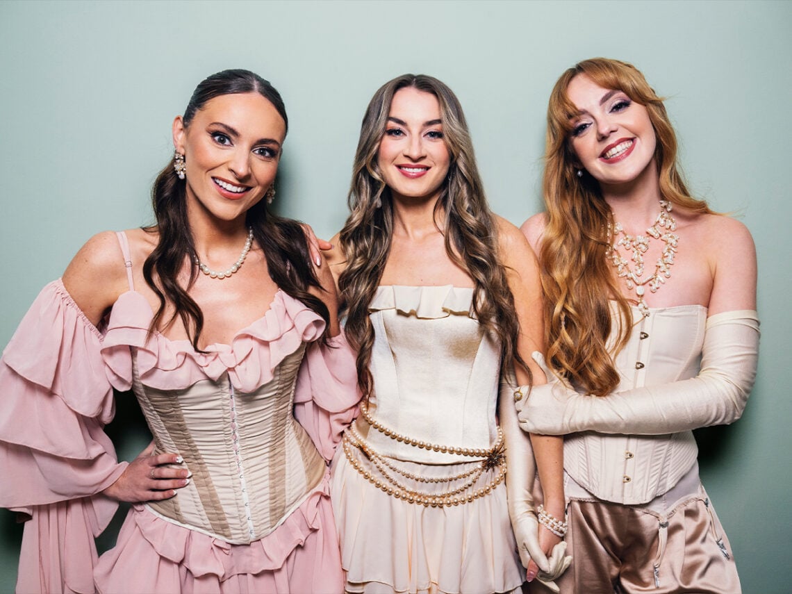 Absurd Estonian Eurovision Entry: An Italian Parody Takes Center Stage Absurd Estonian Eurovision Entry: An Italian Parody Takes Center Stage