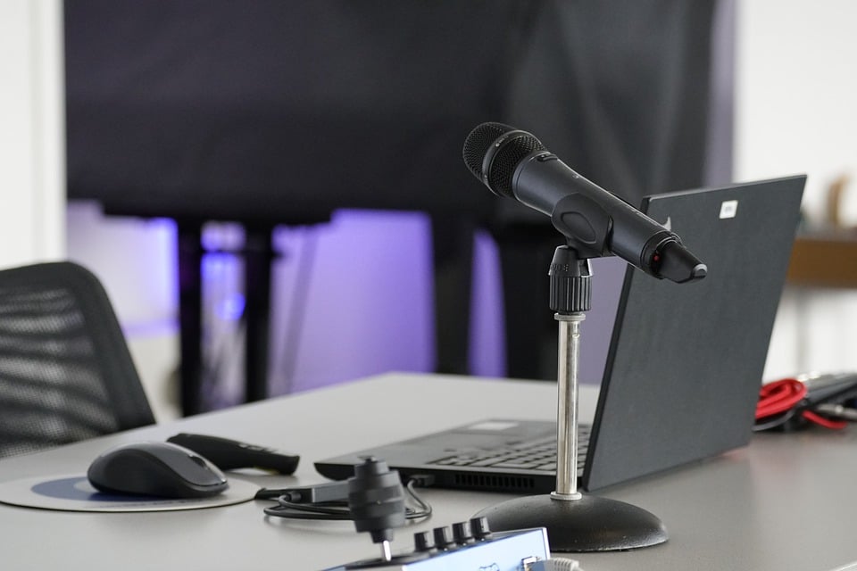 AI-Driven Podcast Creation: Transforming Repetitive Documents Into Engaging Content AI-Driven Podcast Creation: Transforming Repetitive Documents Into Engaging Content