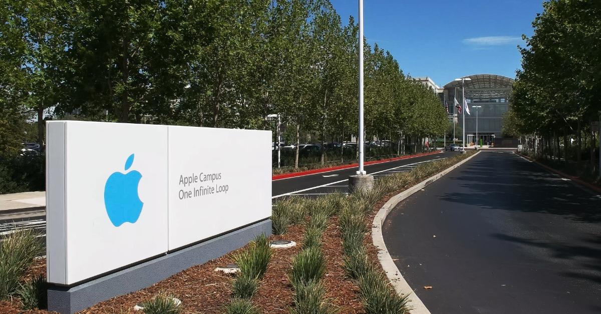 蘋果公司開發AI工具,助你解決iPhone耗電問題 蘋果公司開發AI工具,助你解決iPhone耗電問題