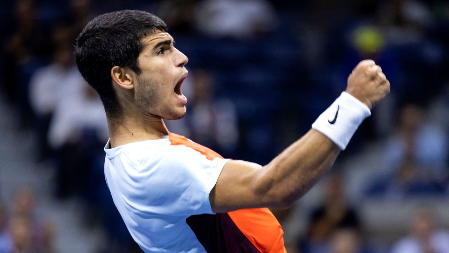 Alcaraz Defeats Sinner, Claims Italian Open Title Alcaraz Defeats Sinner, Claims Italian Open Title