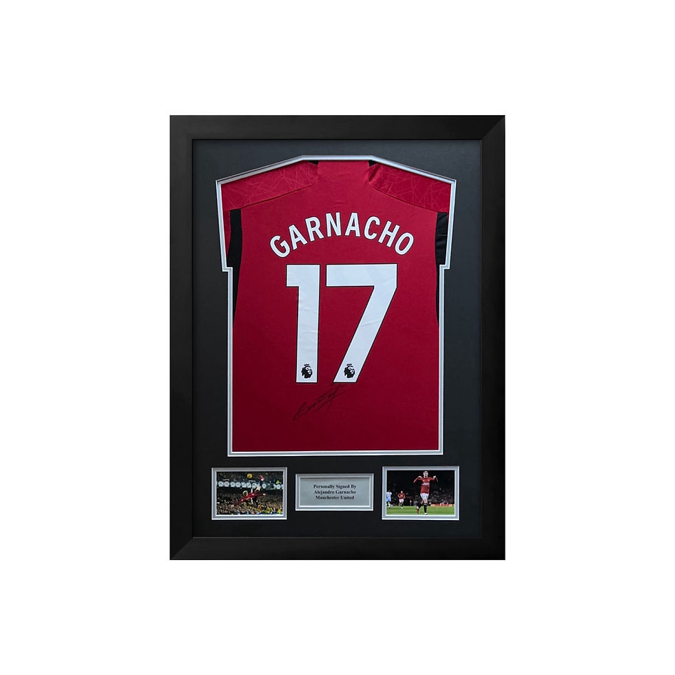 Alejandro Garnacho Snubs Young Fan's Autograph Request