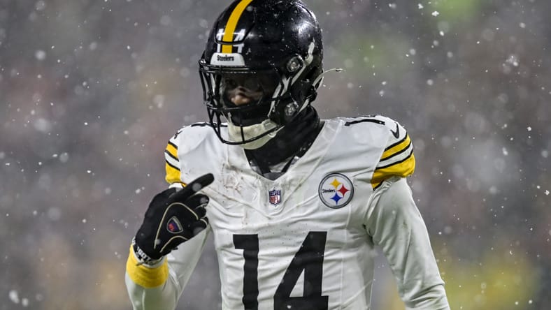 Analyzing George Pickens' Receiving Struggles And A Path Forward Analyzing George Pickens' Receiving Struggles And A Path Forward