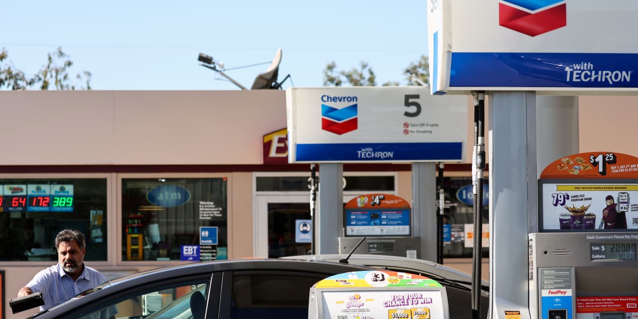 Analyzing The 50-Cent Drop In Virginia's Gas Prices Analyzing The 50-Cent Drop In Virginia's Gas Prices