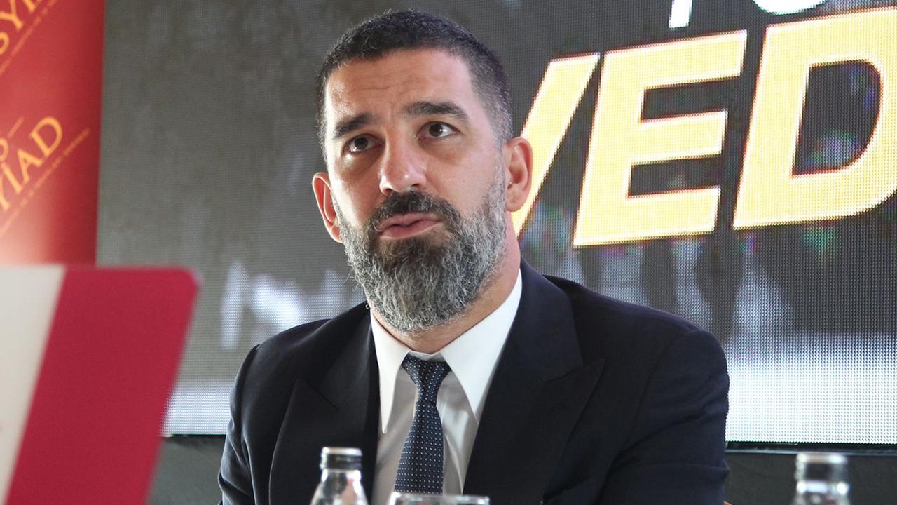 Ancelotti'nin Ayrılığının Ardından: Real Madrid'in Yeni Teknik Direktör Adayları Ancelotti'nin Ayrılığının Ardından: Real Madrid'in Yeni Teknik Direktör Adayları