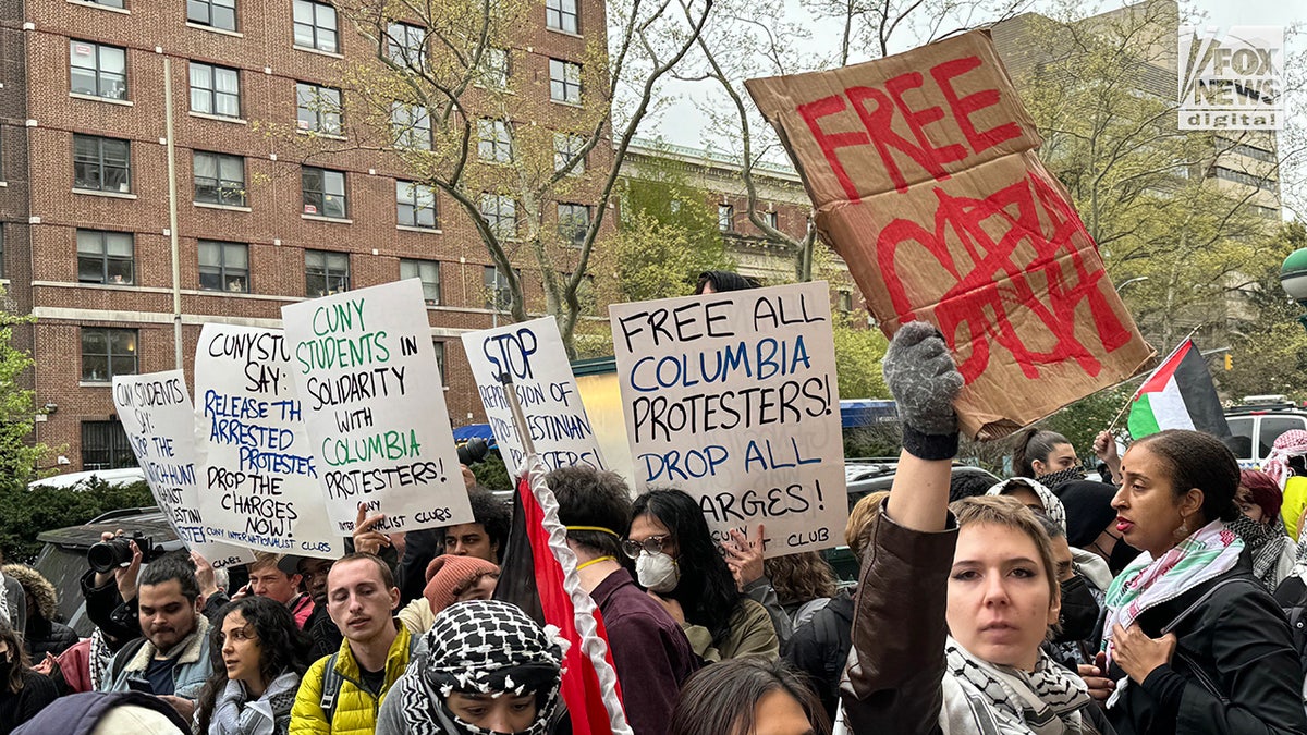 Anchorage Protests: Thousands Demonstrate Against Trump Policies Again Anchorage Protests: Thousands Demonstrate Against Trump Policies Again