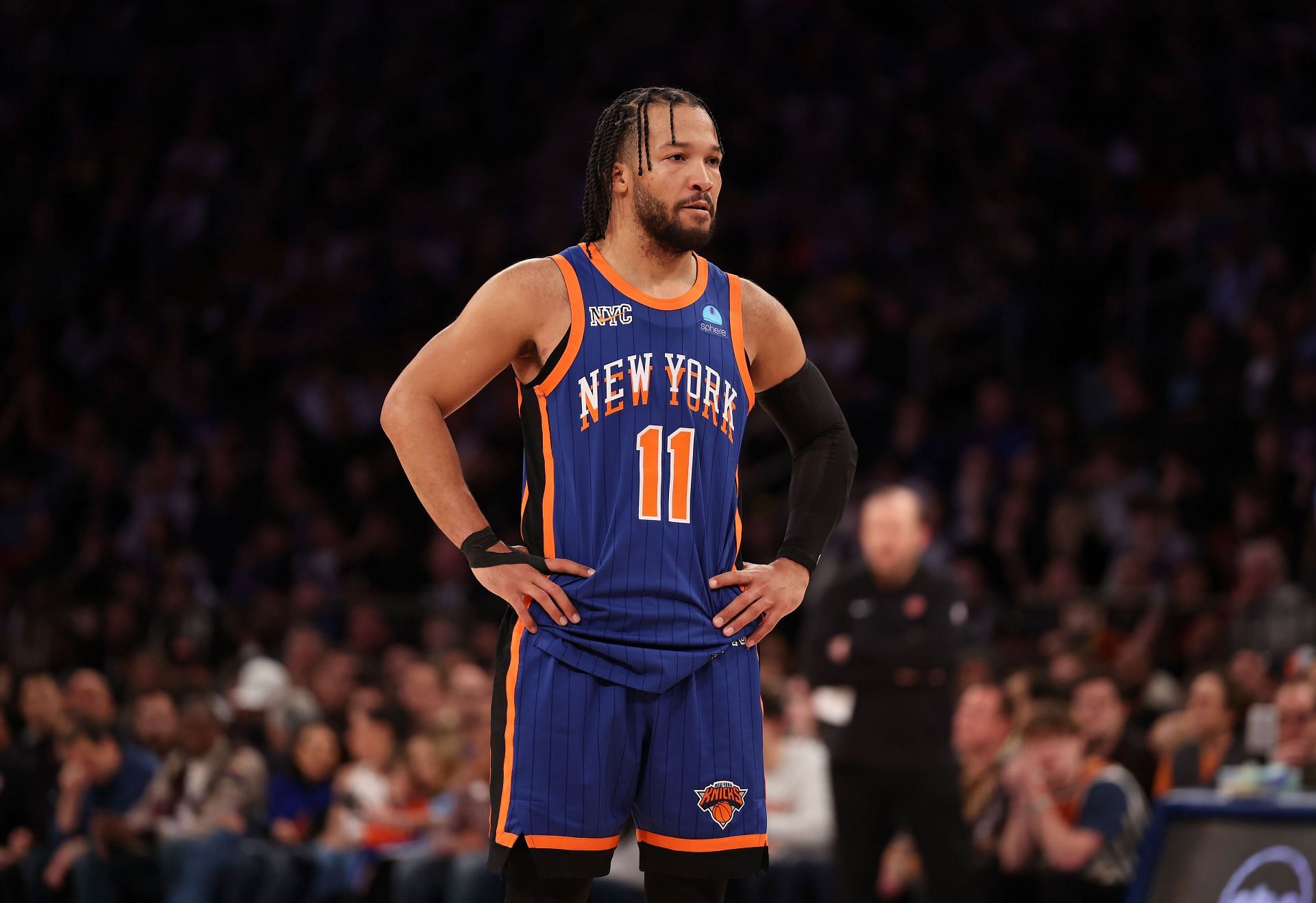 Ankle Injury Forces Jalen Brunson Out Of Knicks-Lakers Game Ankle Injury Forces Jalen Brunson Out Of Knicks-Lakers Game