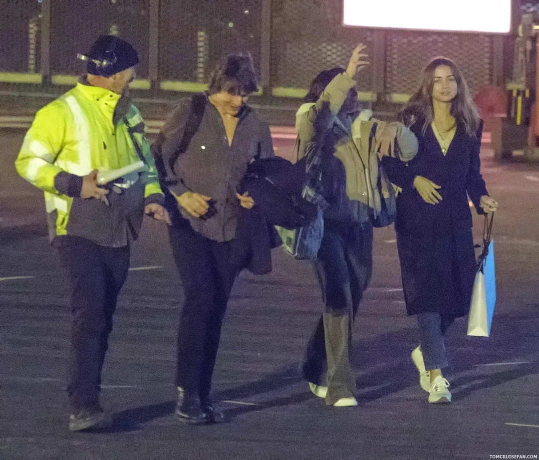 Another UK Outing: Tom Cruise And Ana De Armas' Relationship Status Remains Unclear Another UK Outing: Tom Cruise And Ana De Armas' Relationship Status Remains Unclear