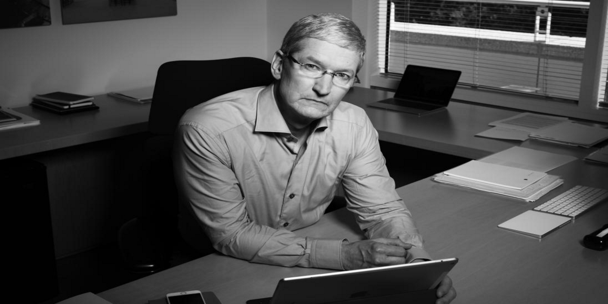Apple CEO Tim Cook: A Tumultuous Year Apple CEO Tim Cook: A Tumultuous Year
