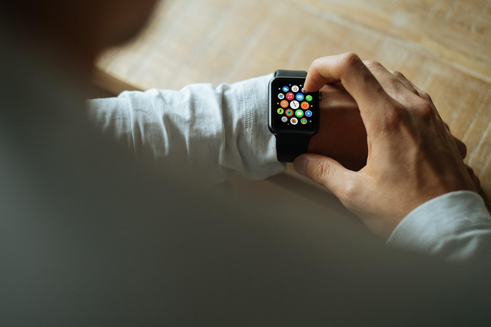 Apple Watch Technology: Enhancing Officiating In The NHL Apple Watch Technology: Enhancing Officiating In The NHL
