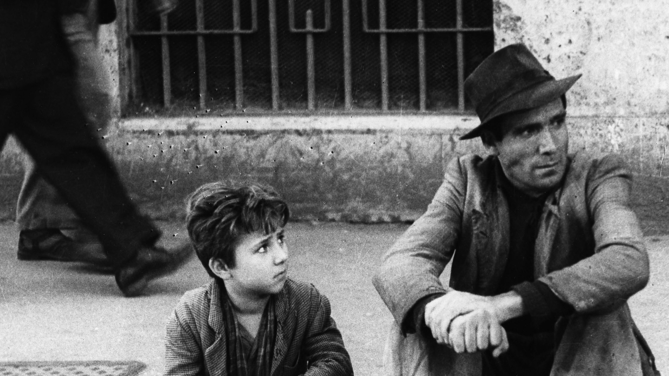 Arese Borromeo: Ladri Di Biciclette - Fotografie Del Neorealismo Italiano Arese Borromeo: Ladri Di Biciclette - Fotografie Del Neorealismo Italiano