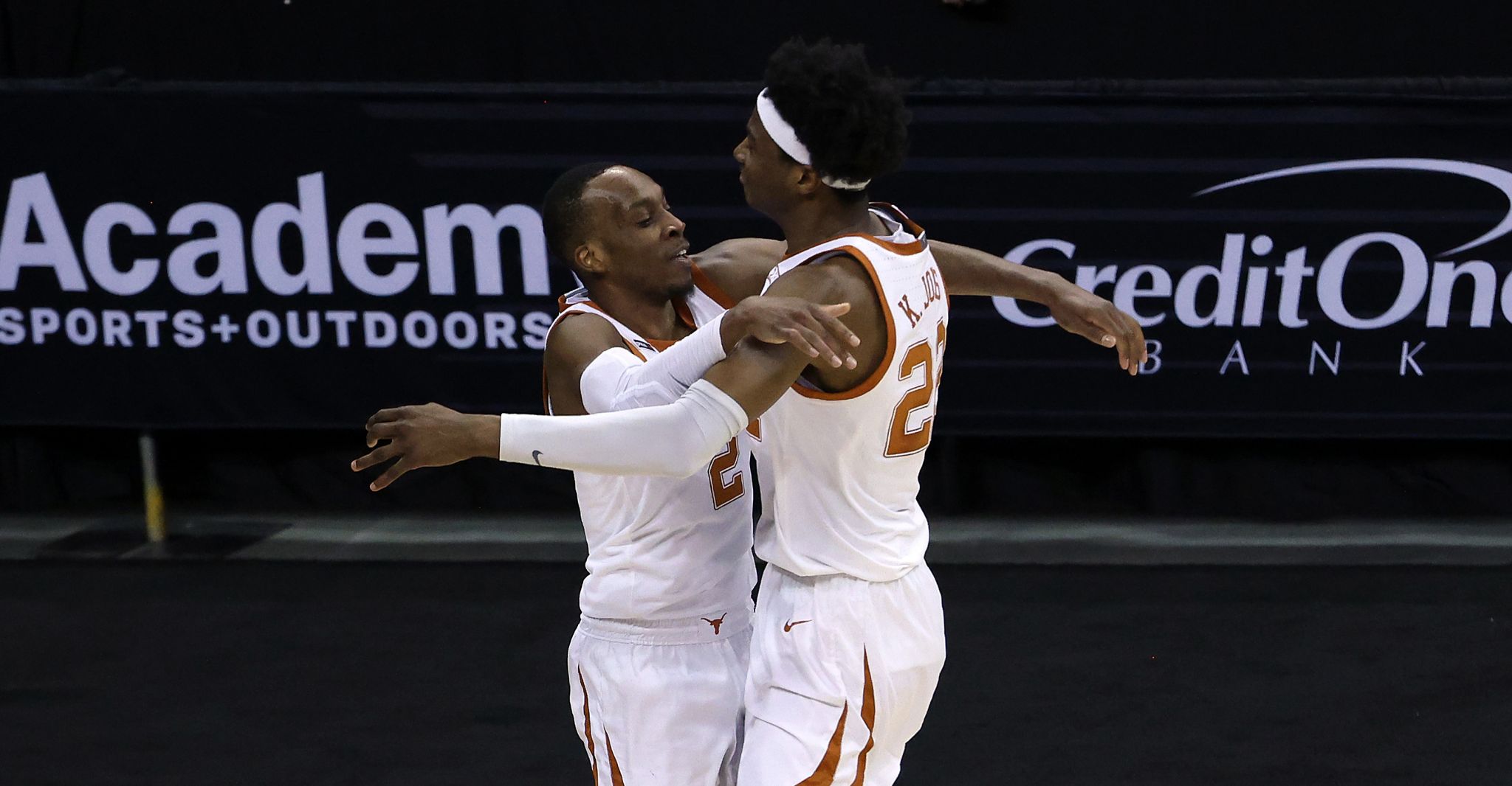 Arizona Upsets Texas Tech In Big 12 Tournament Semifinals Arizona Upsets Texas Tech In Big 12 Tournament Semifinals
