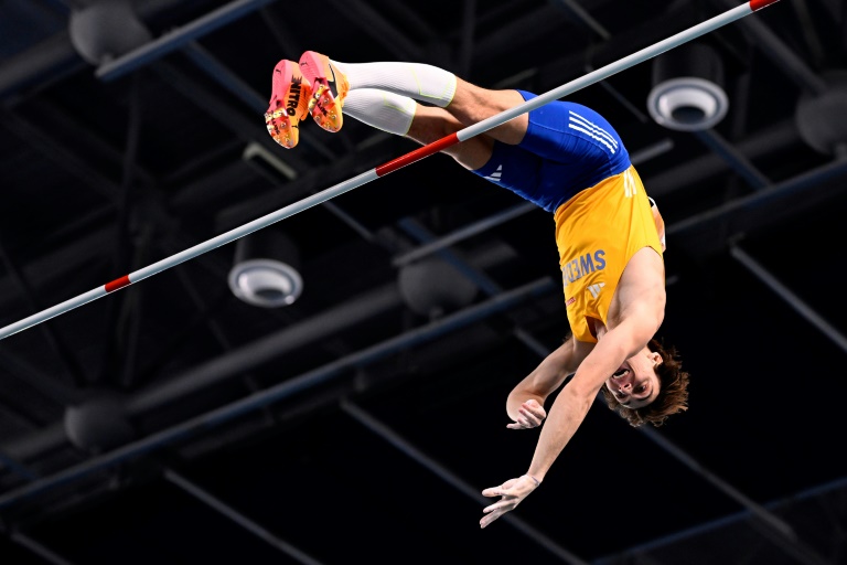 Armand Duplantis Kicks Off Diamond League Season: Johnson's Influence And Beyond Armand Duplantis Kicks Off Diamond League Season: Johnson's Influence And Beyond