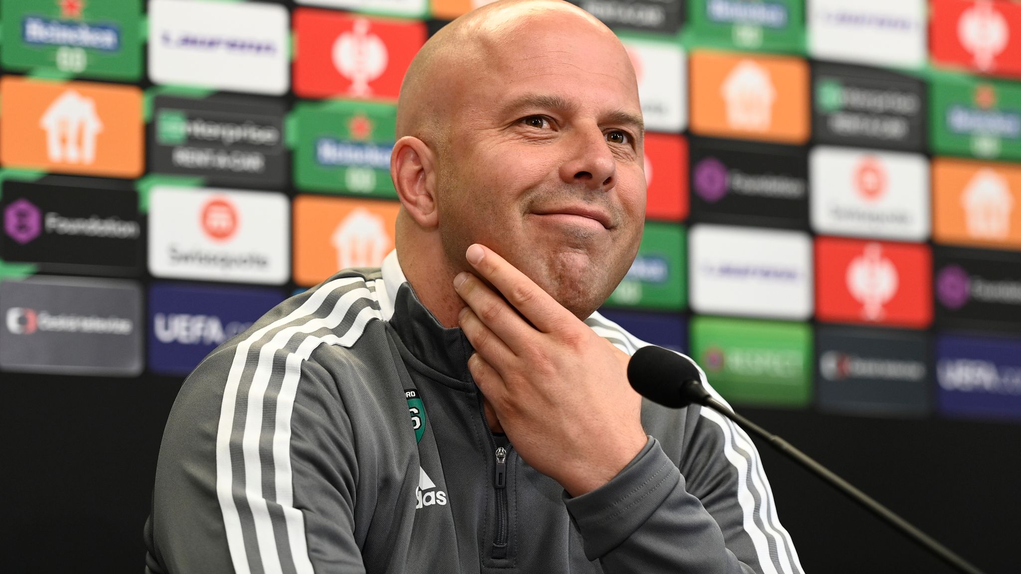Arne Slot: Liverpool's Lucky Win Against PSG & The World's Best Goalkeeper? Arne Slot: Liverpool's Lucky Win Against PSG & The World's Best Goalkeeper?