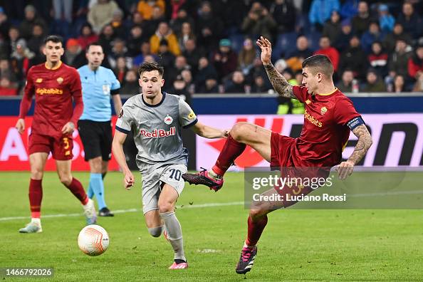 AS Roma - Calificare În Optimile Europa League După Victoria Dramatică Asupra Lui FC Porto (3-2) AS Roma - Calificare În Optimile Europa League După Victoria Dramatică Asupra Lui FC Porto (3-2)
