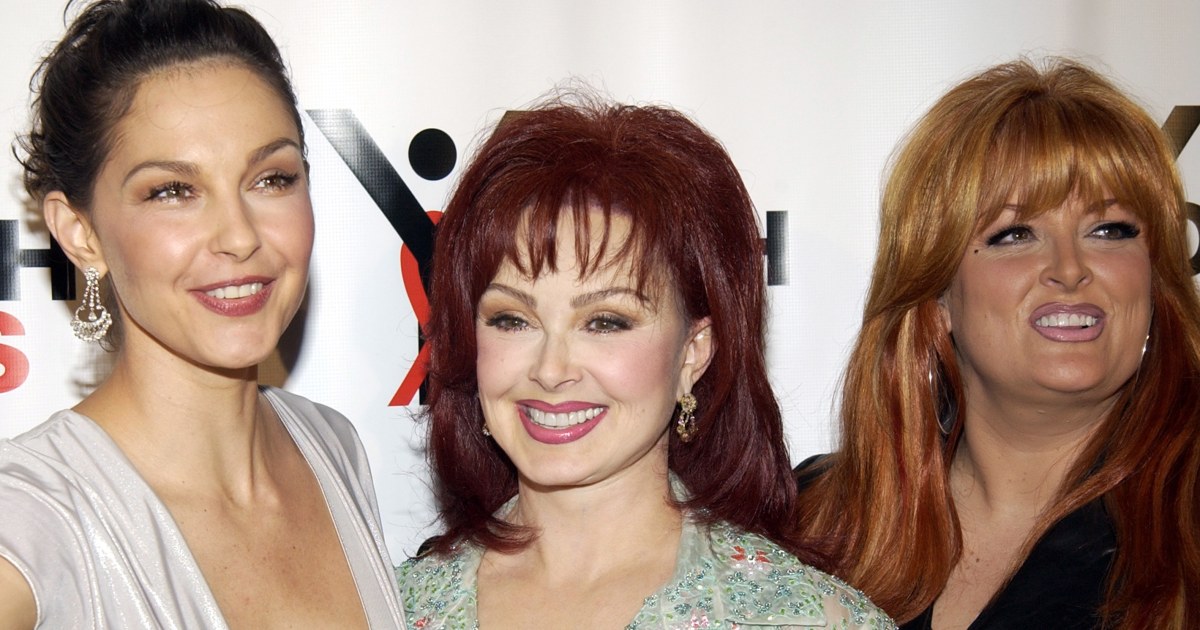 Ashley Judd Shares Details Of Her Final Conversation With Naomi Judd Ashley Judd Shares Details Of Her Final Conversation With Naomi Judd