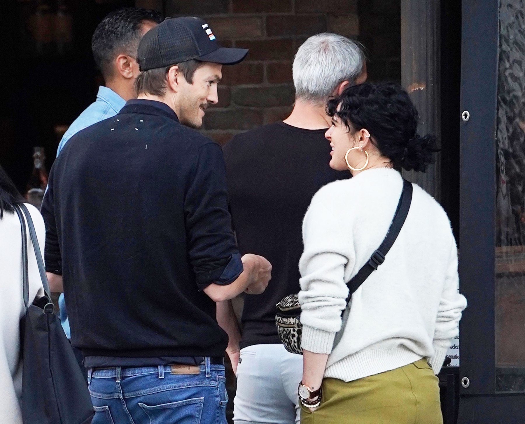 Ashton Kutcher And Rumer Willis: A Cryptic Comment And Its Aftermath Ashton Kutcher And Rumer Willis: A Cryptic Comment And Its Aftermath