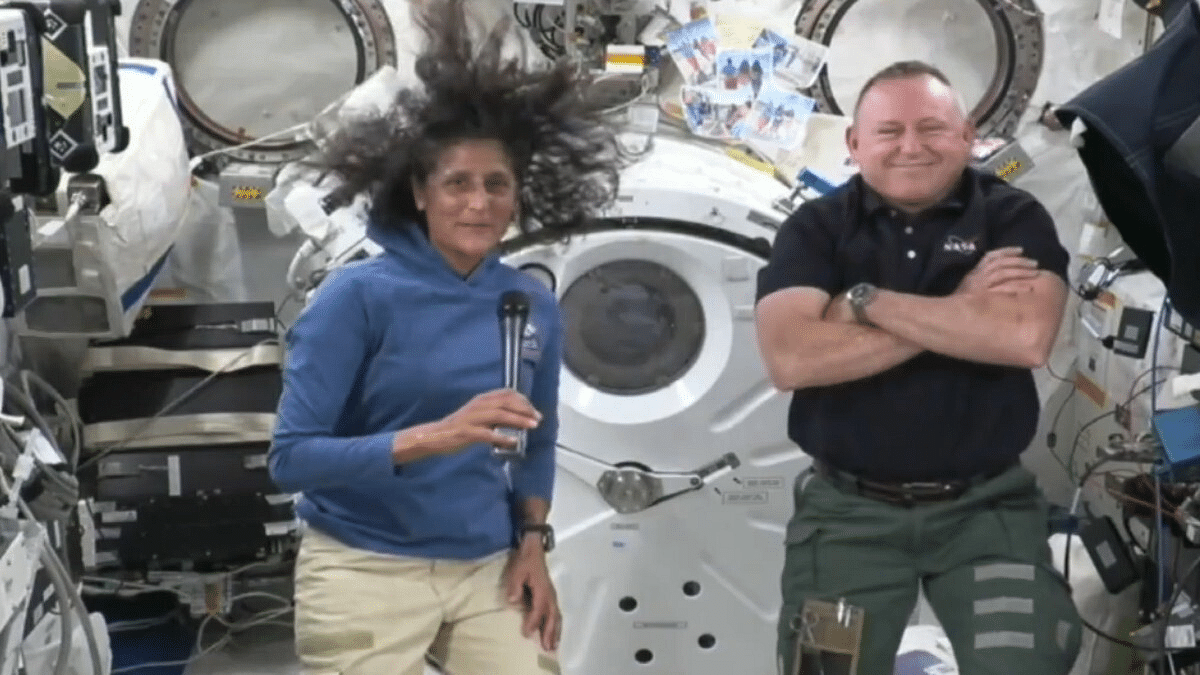 Astronauts' Extended Space Mission: A CBS News Report Astronauts' Extended Space Mission: A CBS News Report