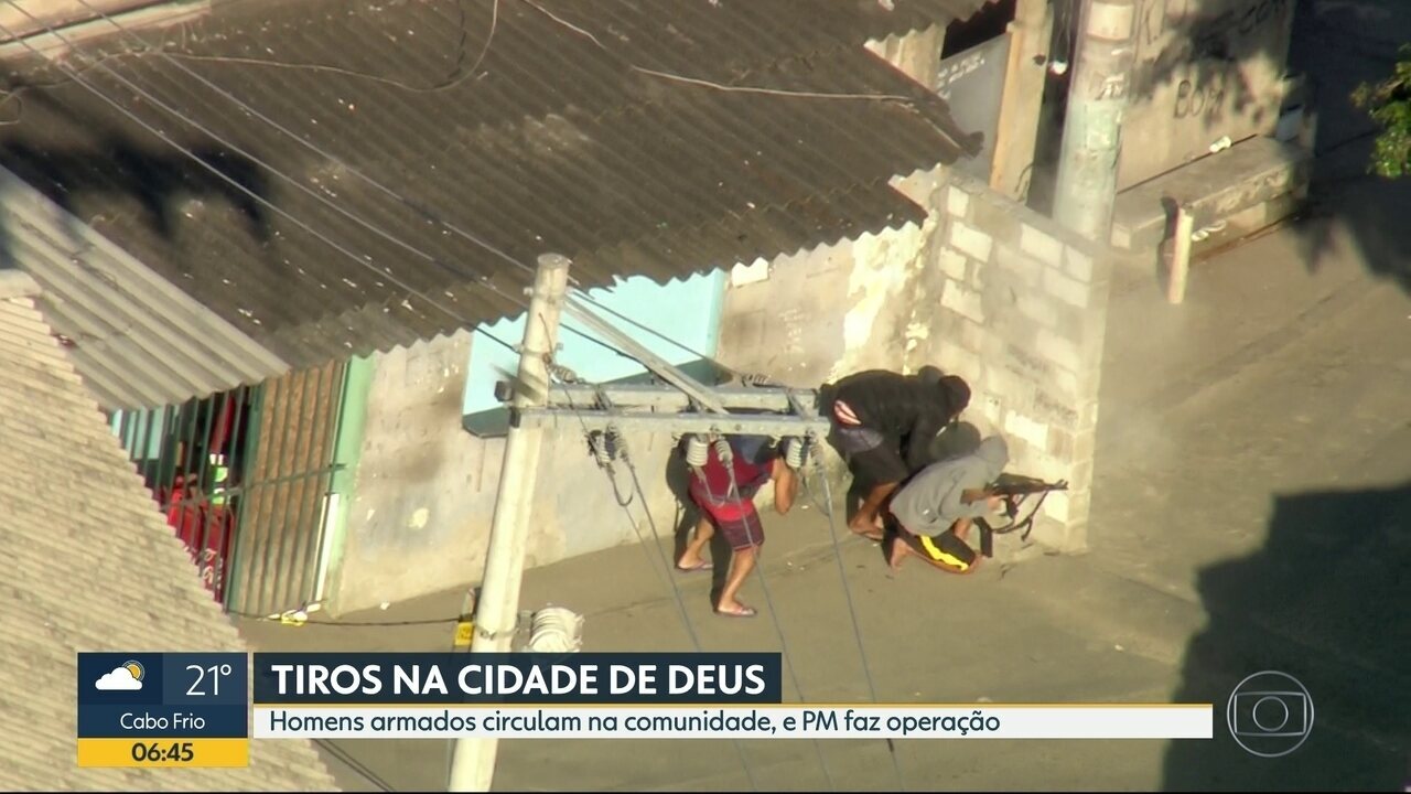 Ataque A Policiais: Bandidos Rompem Cerco E Abrem Fogo Ataque A Policiais: Bandidos Rompem Cerco E Abrem Fogo