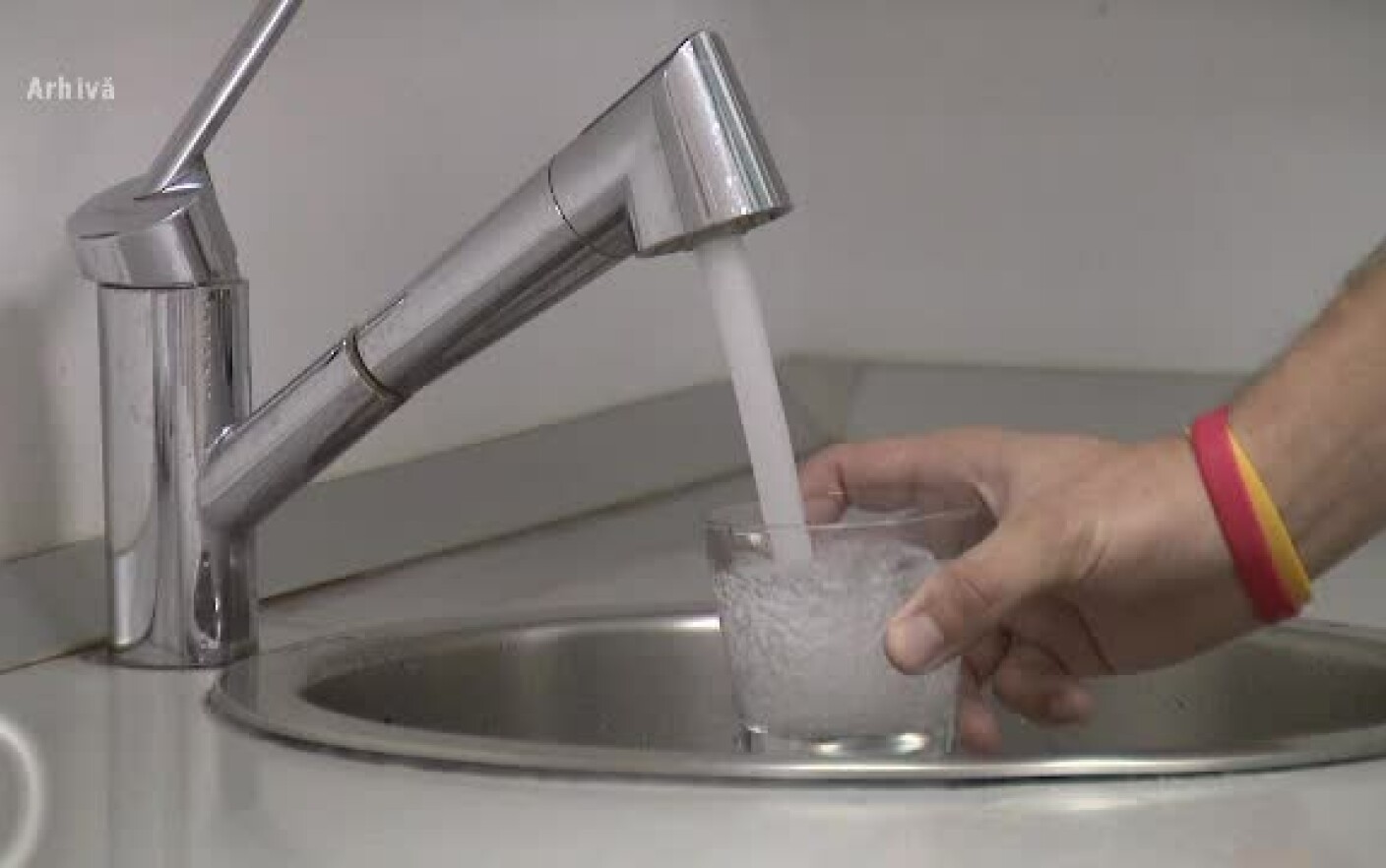 Avertisment: Apa De La Robinet Din România - Pericole Și Zone Afectate Avertisment: Apa De La Robinet Din România - Pericole Și Zone Afectate