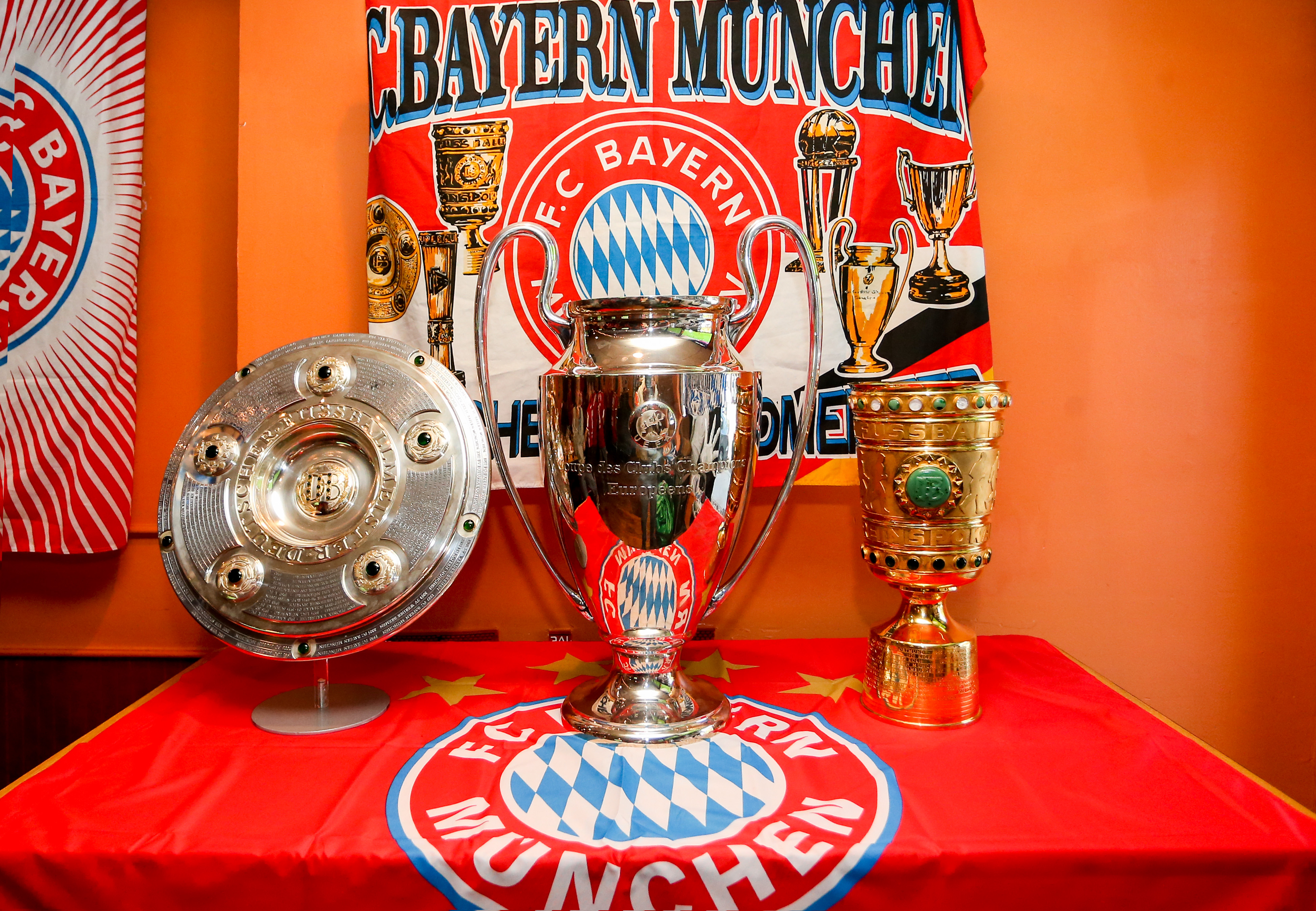 Bayern Munich: Fan And Expert Reactions To Müller's Potential Departure Bayern Munich: Fan And Expert Reactions To Müller's Potential Departure