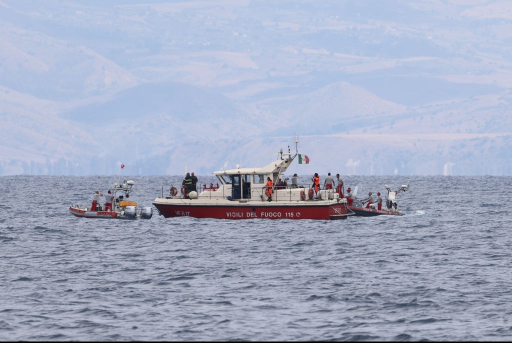 Bayesian Superyacht Tragedy: Probe Details Final Moments Bayesian Superyacht Tragedy: Probe Details Final Moments