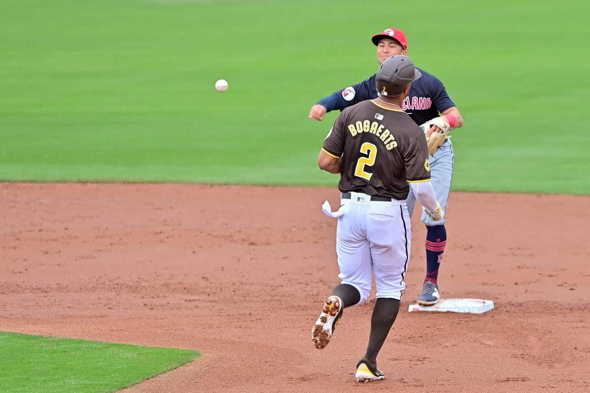 Best Streaming Options For San Diego Padres Games (No Cable!) 2025