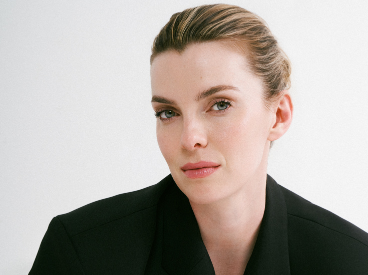 Betty Gilpin: Reflecting On Her Broadway Debut In Betty Gilpin: Reflecting On Her Broadway Debut In