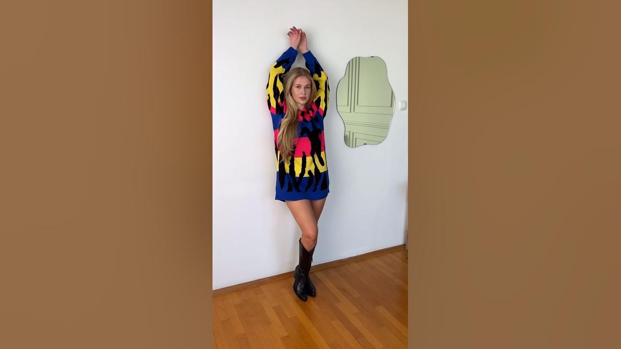 Біла Туніка Наомі Кемпбелл: Деталі Образу З Лондонського Заходу Біла Туніка Наомі Кемпбелл: Деталі Образу З Лондонського Заходу