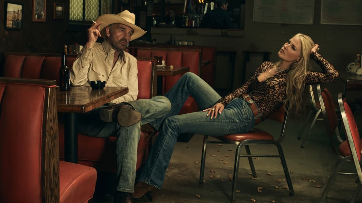 Billy Bob Thornton Defends Ali Larter And Angela Norris: A Landman Controversy Billy Bob Thornton Defends Ali Larter And Angela Norris: A Landman Controversy