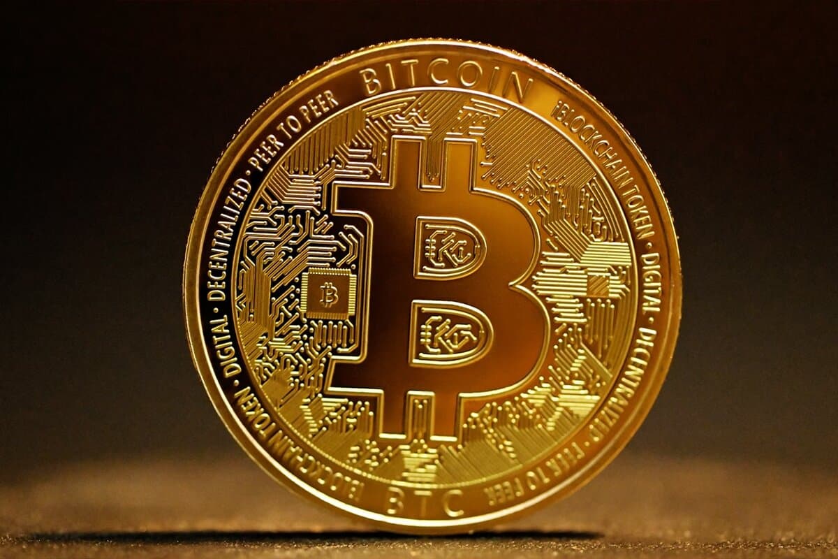 Bitcoin Price Golden Cross: What It Means For Investors Bitcoin Price Golden Cross: What It Means For Investors