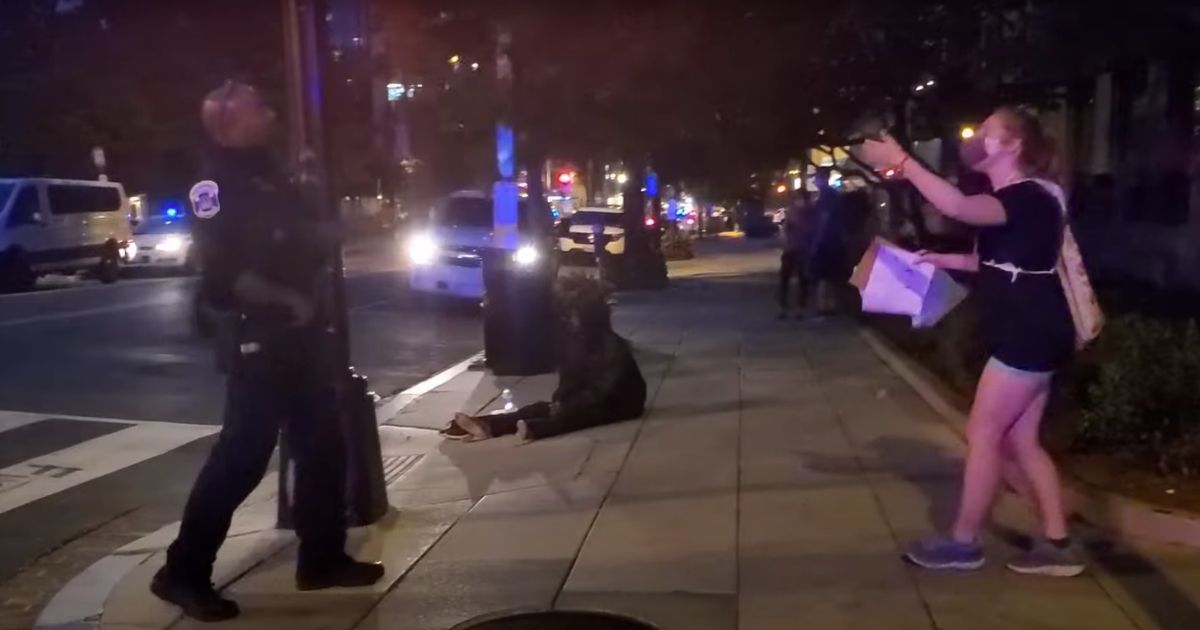 Black And Asian Police Officer's Tweet Sparks Free Speech Debate Black And Asian Police Officer's Tweet Sparks Free Speech Debate