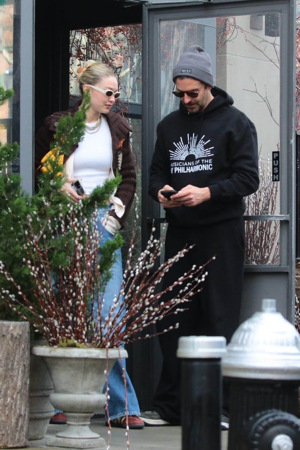 Bradley Cooper: Gigi Hadid Relationship & DiCaprio Distance Bradley Cooper: Gigi Hadid Relationship & DiCaprio Distance
