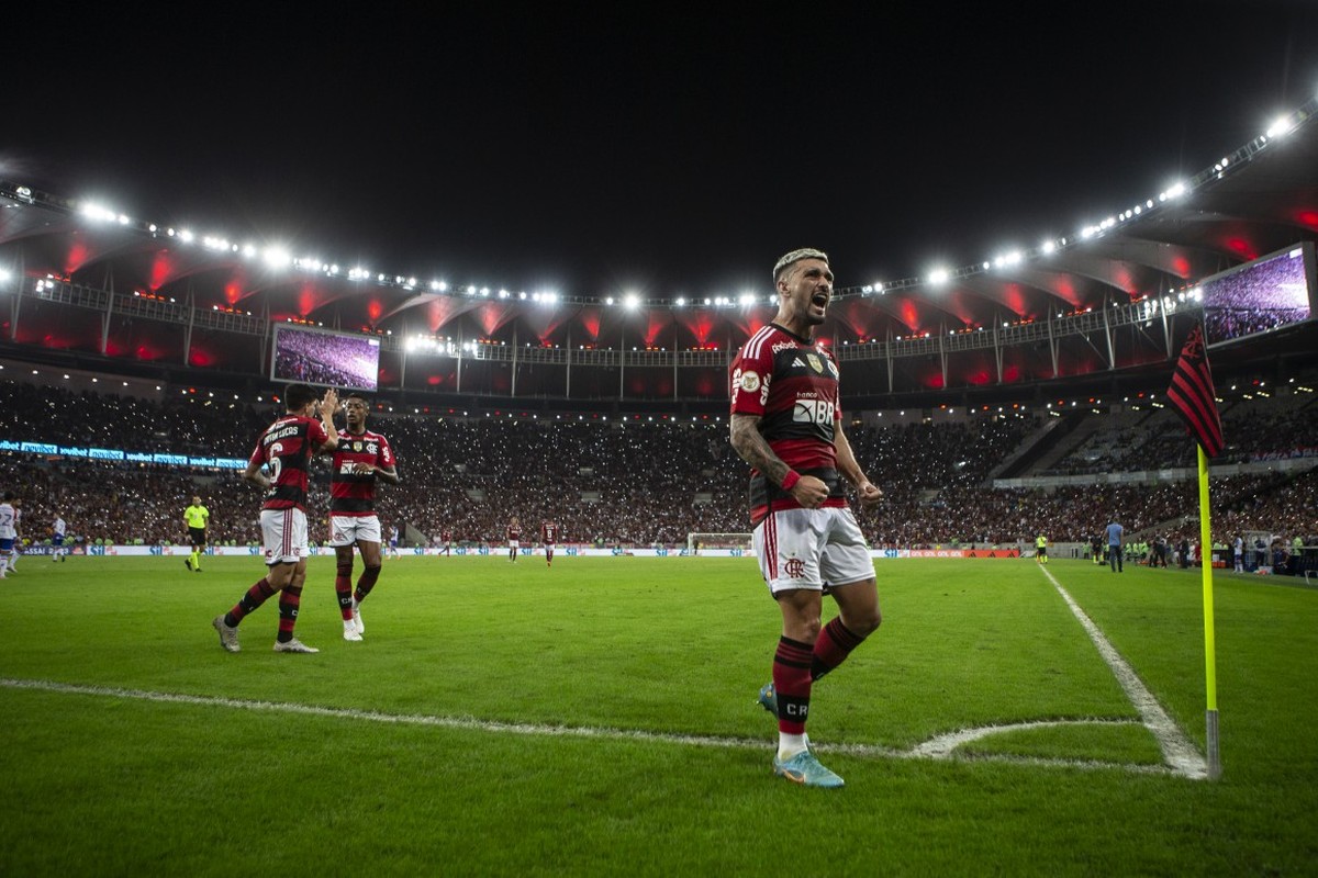 Brasileirão: Arrascaeta Brilha, Flamengo Vence Grêmio Com Dois Gols Do Uruguaio Brasileirão: Arrascaeta Brilha, Flamengo Vence Grêmio Com Dois Gols Do Uruguaio
