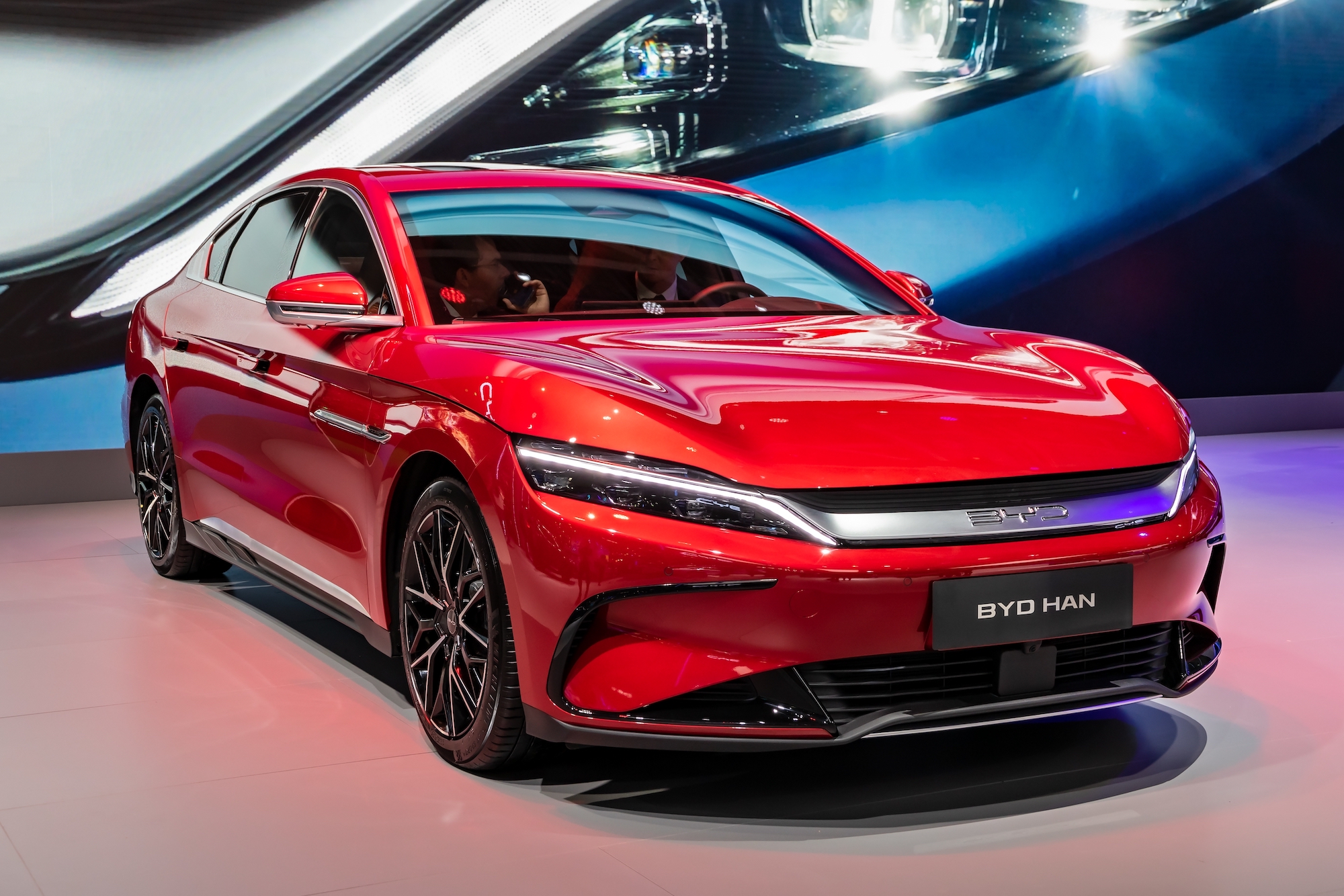 Brazil's EV Market: BYD's Opportunity Amidst Ford's Retreat