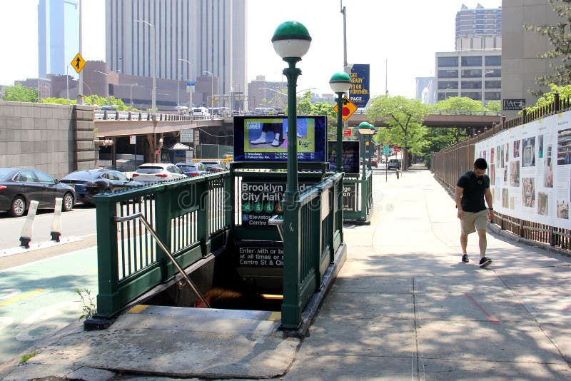 Brooklyn Bridge-City Hall Subway Stabbing: Details Emerge Brooklyn Bridge-City Hall Subway Stabbing: Details Emerge