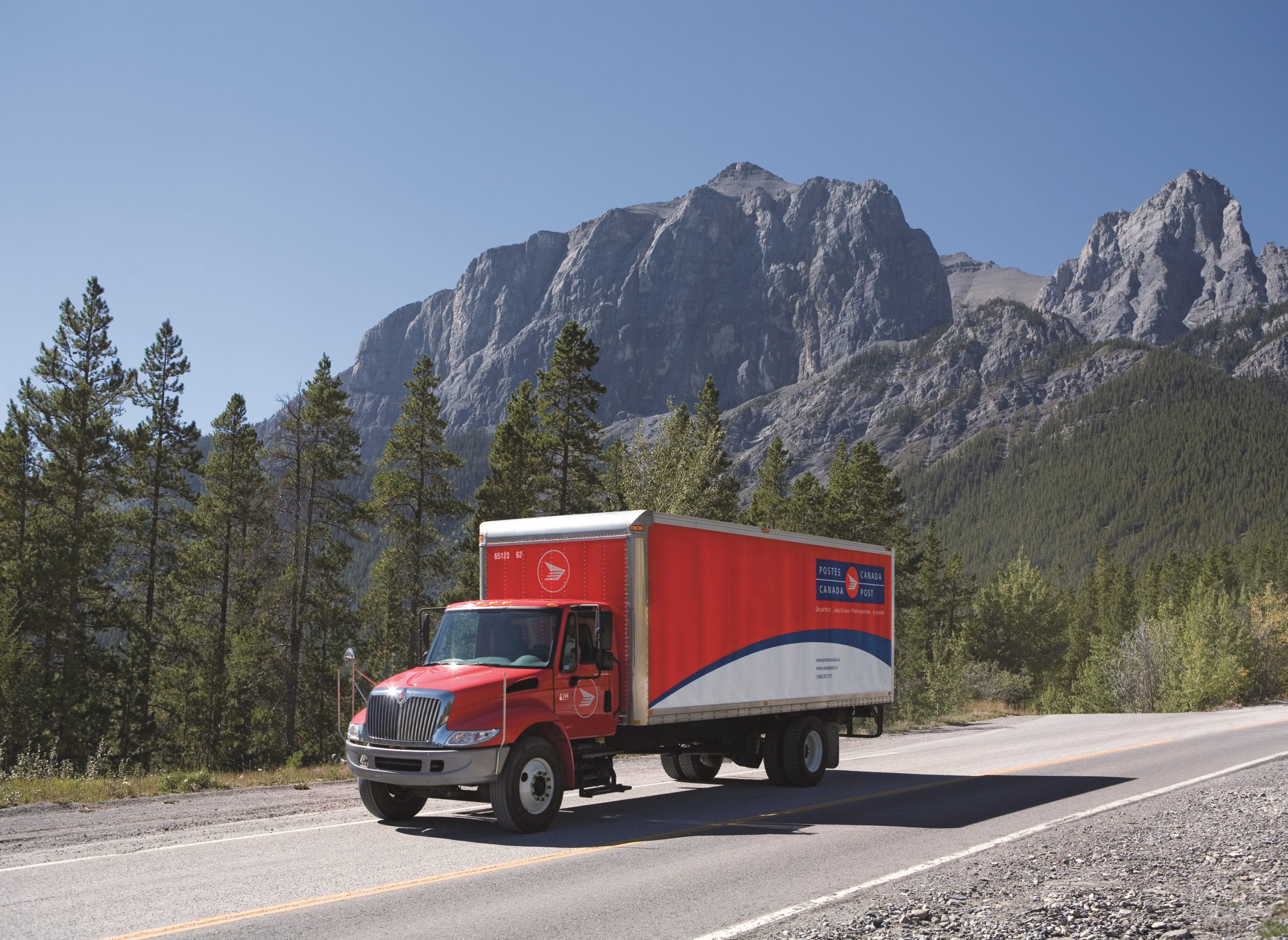 Canada Post Mail Delivery: Commission Recommends Phased Elimination Of Daily Door-to-Door Service Canada Post Mail Delivery: Commission Recommends Phased Elimination Of Daily Door-to-Door Service