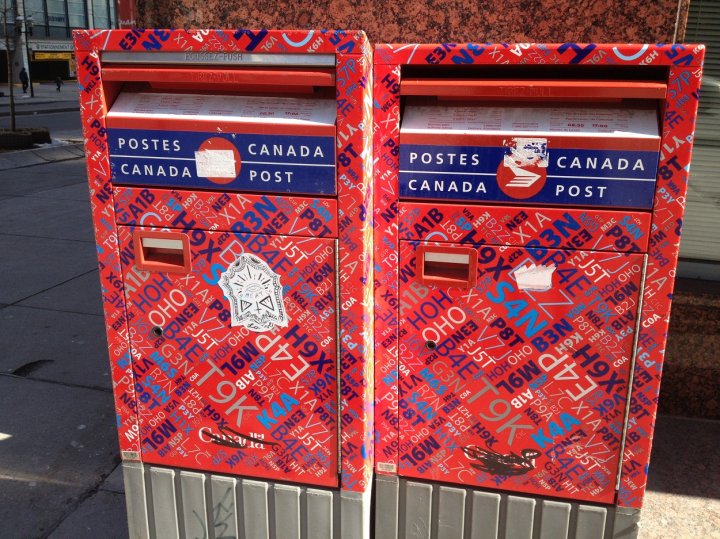 Canada Post's Financial Troubles: Report Calls For Phased Elimination Of Door-to-Door Mail Delivery Canada Post's Financial Troubles: Report Calls For Phased Elimination Of Door-to-Door Mail Delivery