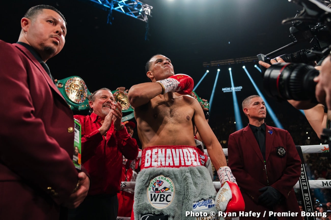 Canelo And Benavidez: A Mexican Showdown Or A Carefully Avoided Fight? Canelo And Benavidez: A Mexican Showdown Or A Carefully Avoided Fight?