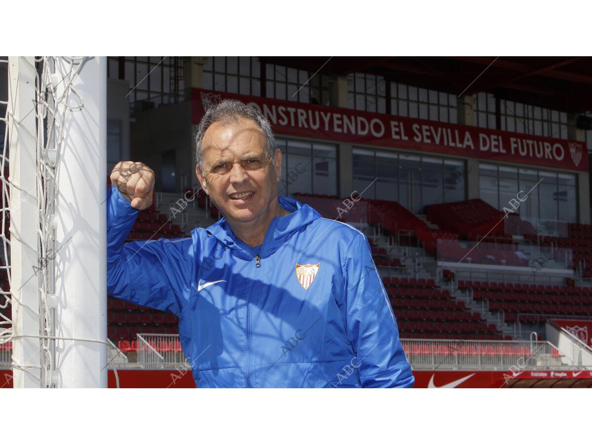 Caparrós, Nuevo Entrenador Del Sevilla Tras El Despido De García Pimienta Caparrós, Nuevo Entrenador Del Sevilla Tras El Despido De García Pimienta
