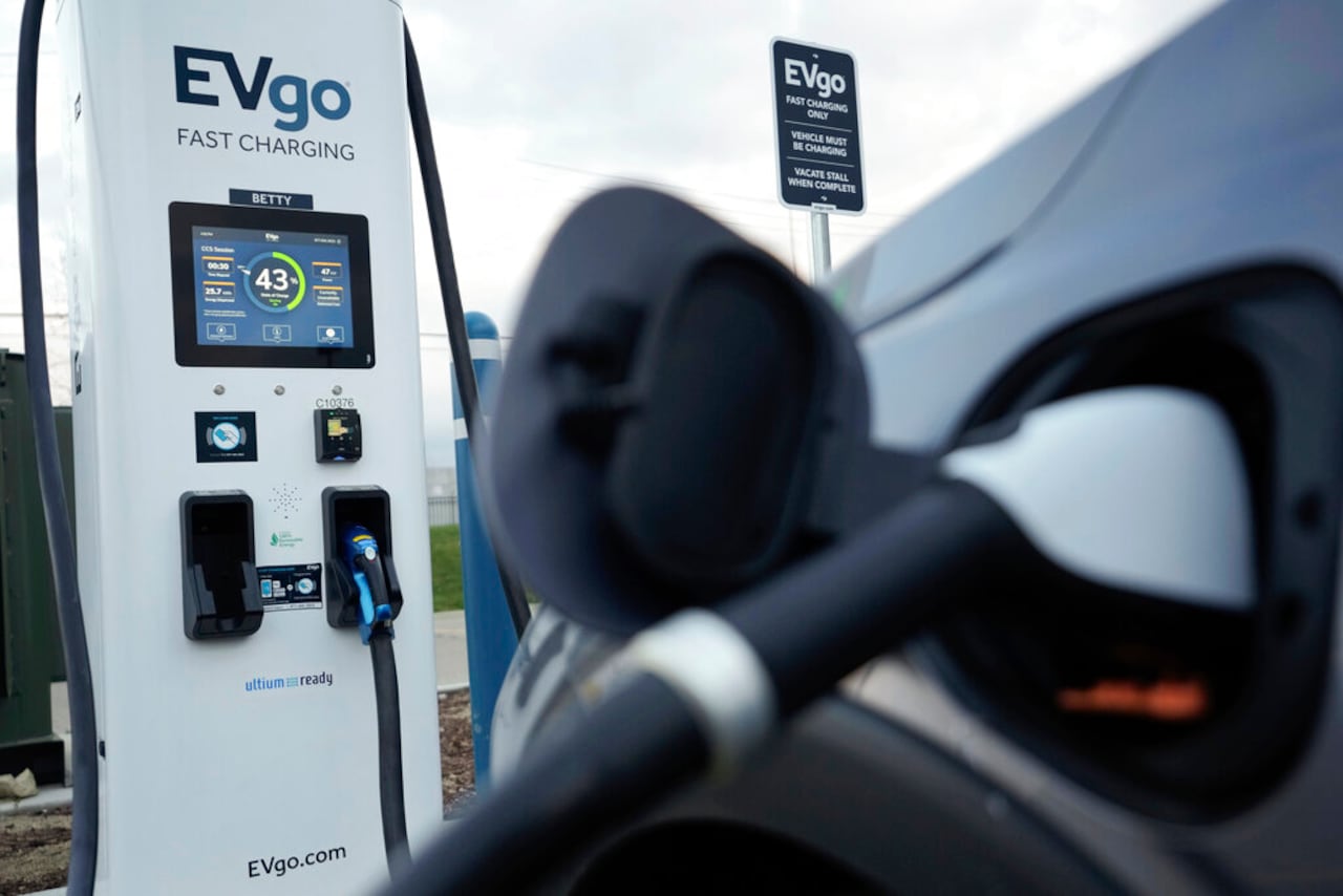 Car Dealerships Renew Fight Against Mandatory Electric Vehicle Sales
