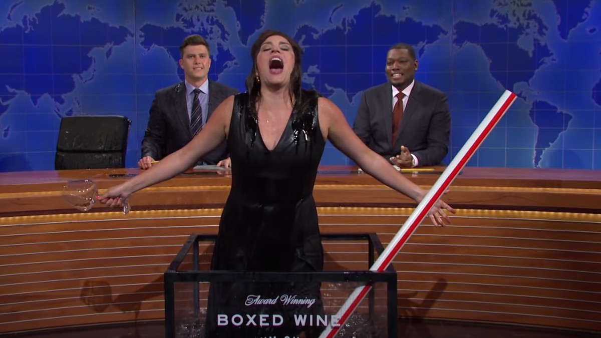 Cecily Strong And Colin Jost's Surprise 'SNL' Cold Open Cameos Cecily Strong And Colin Jost's Surprise 'SNL' Cold Open Cameos