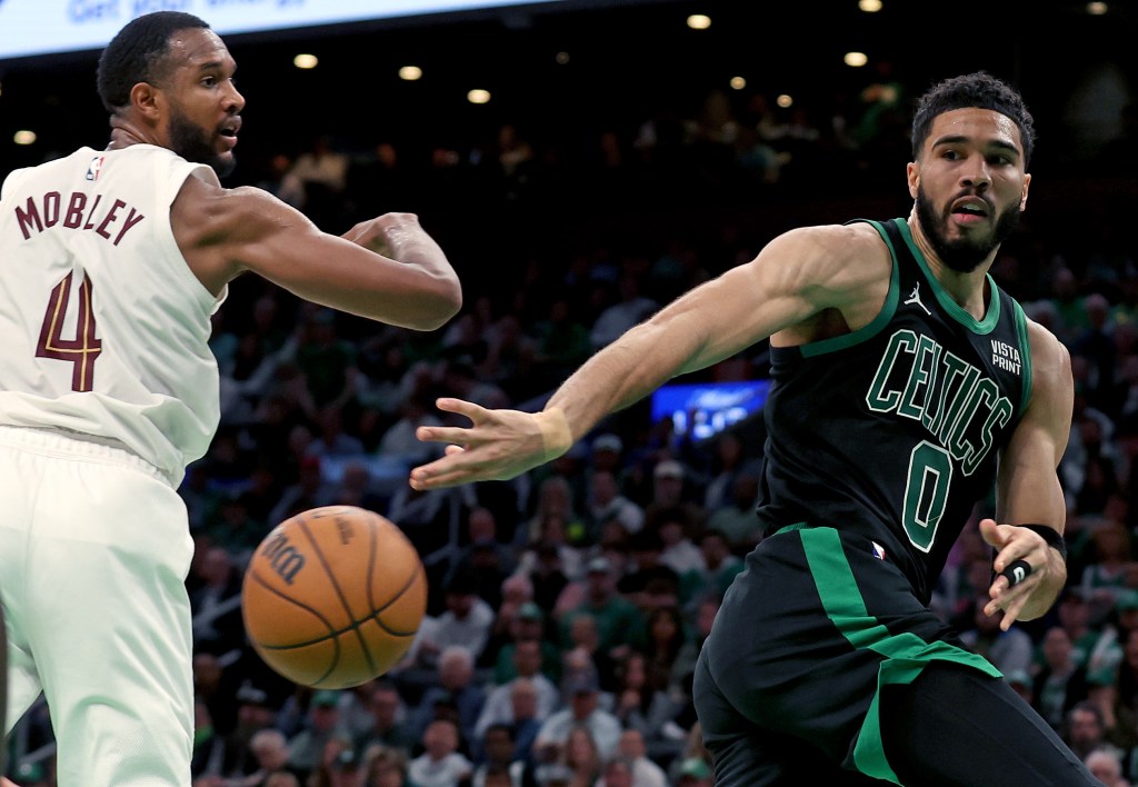 Celtic's Mettle Tested During Star-Studded Homestand Celtic's Mettle Tested During Star-Studded Homestand