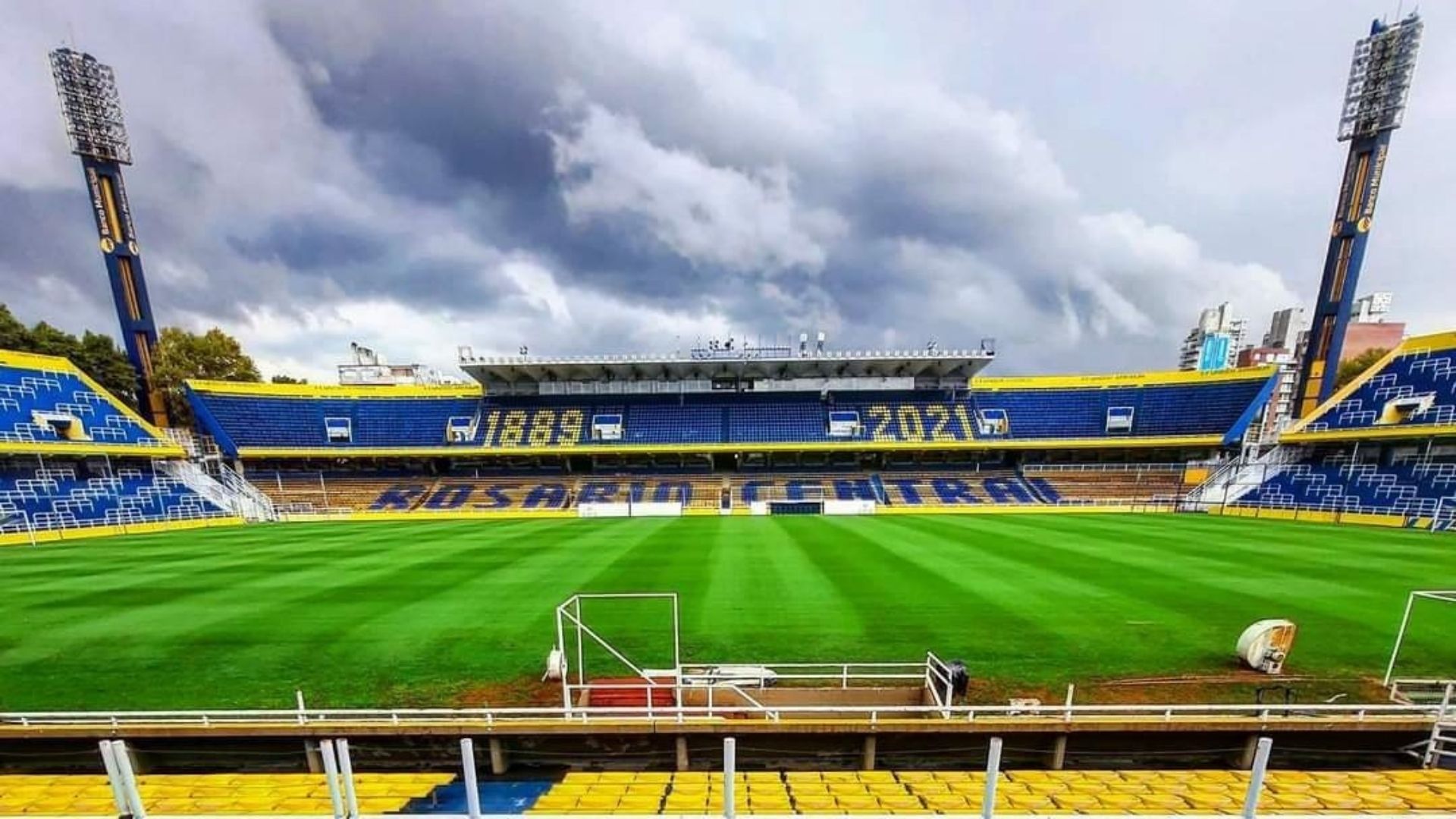 Central Córdoba: Fortaleza Institucional En Su Estadio, El Gigante De Arroyito Central Córdoba: Fortaleza Institucional En Su Estadio, El Gigante De Arroyito