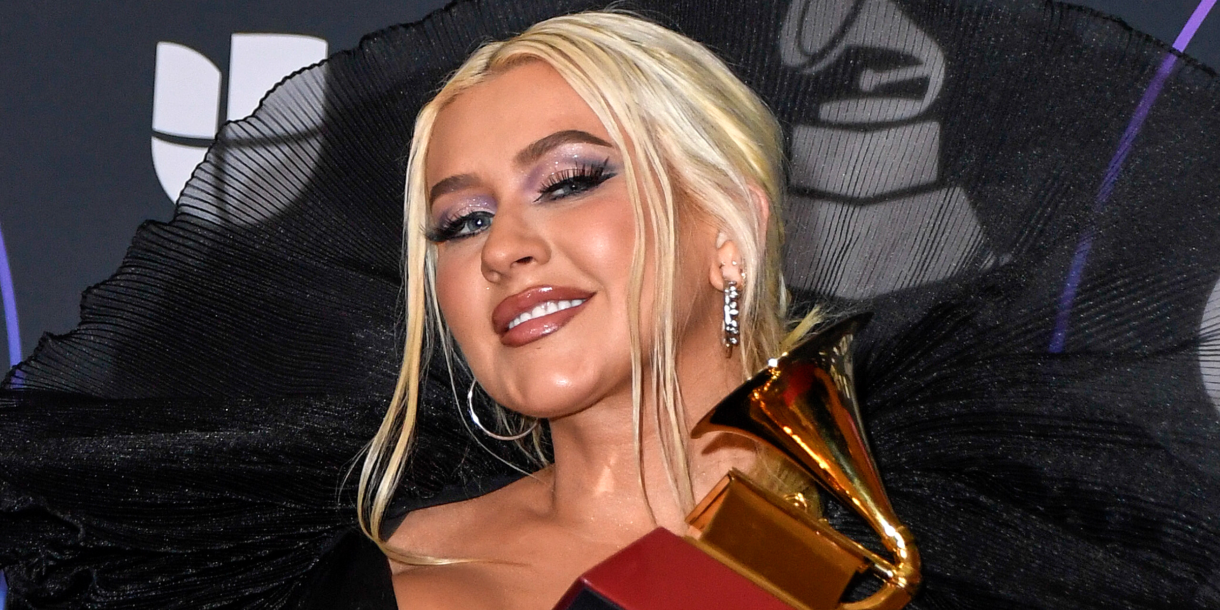 Christina Aguilera's Appearance: A Public Discussion Christina Aguilera's Appearance: A Public Discussion