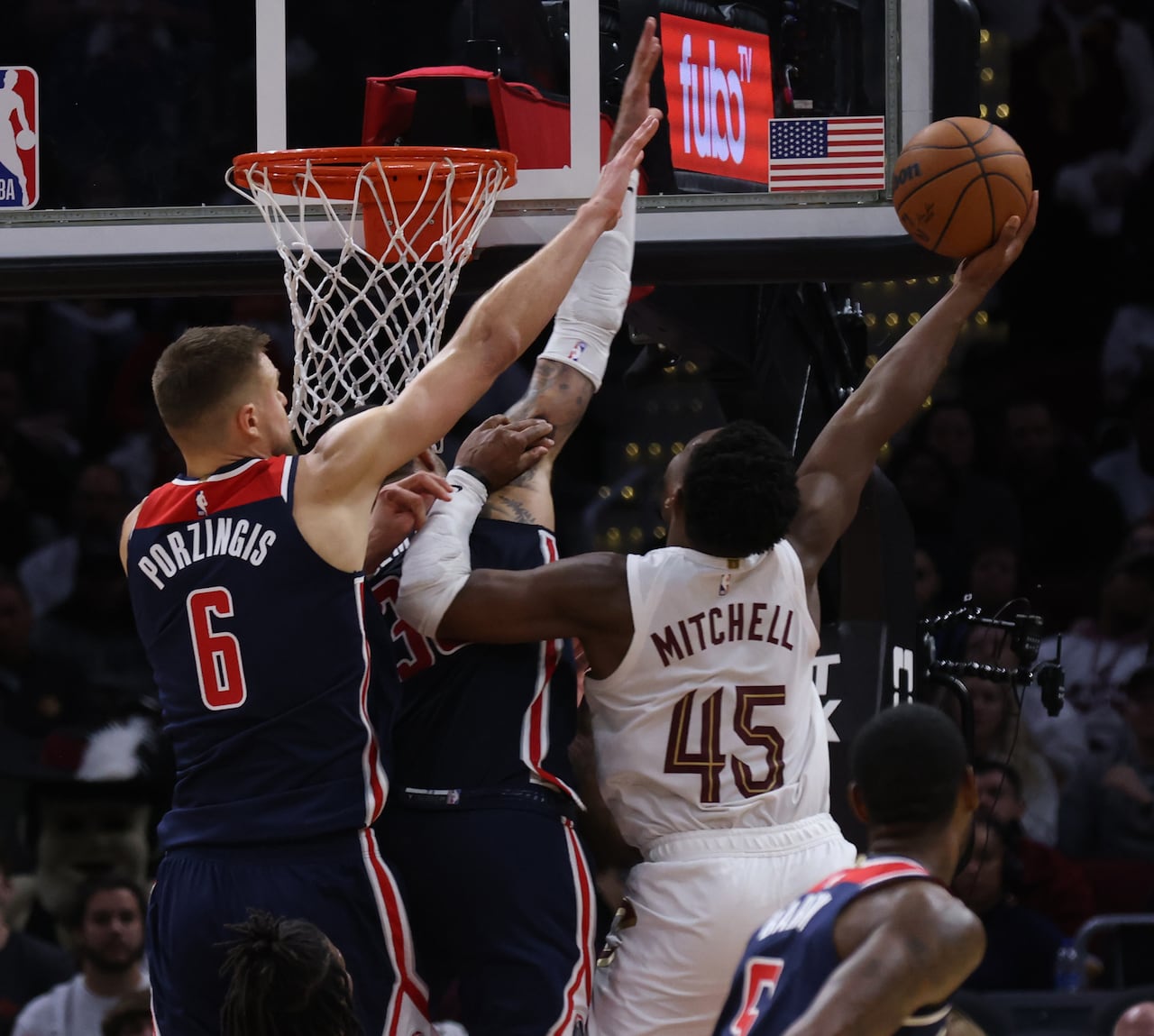 Cleveland Cavaliers Rout Knicks Behind Mitchell And Mobley's Stellar Performances Cleveland Cavaliers Rout Knicks Behind Mitchell And Mobley's Stellar Performances