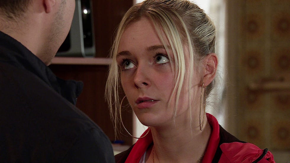 Coronation Street Star's UK Exit: New Role After Soap Departure Coronation Street Star's UK Exit: New Role After Soap Departure